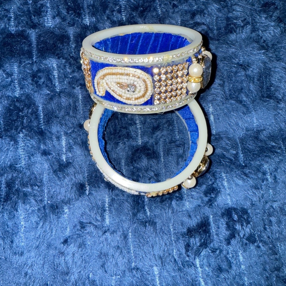 Luxurious Blue and Gold Bracelet with Intricate Detailing